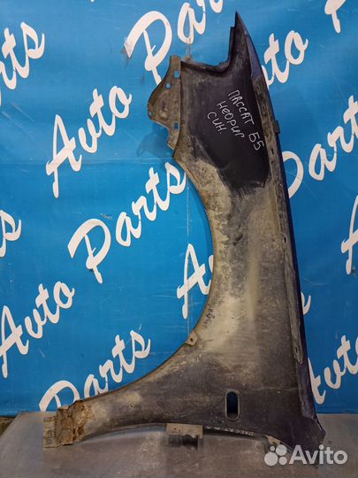 Фольксваген Пассат Б5 крыло переднее правое синее