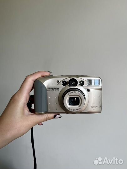 Плёночный фотоаппарат Praktica zoom700AFD