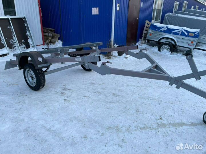 Лодочный прицеп 4.4 м от пфс