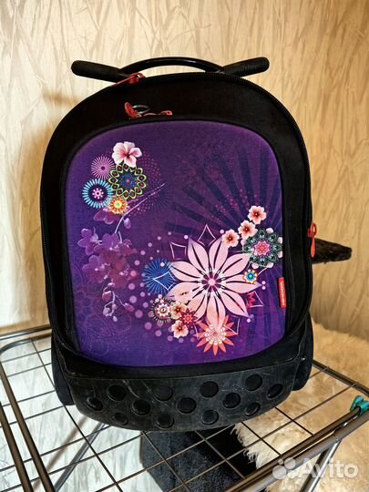 Рюкзак на колесах nikidom