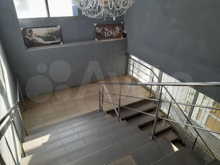 Первая линия Сенной