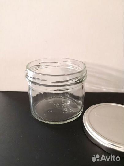 Стеклянная банка прямая форма с крышкой