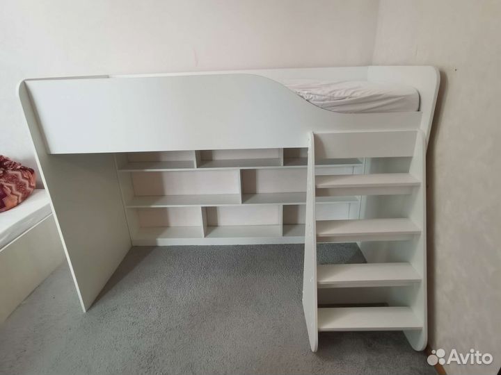 Детская кровать чердак