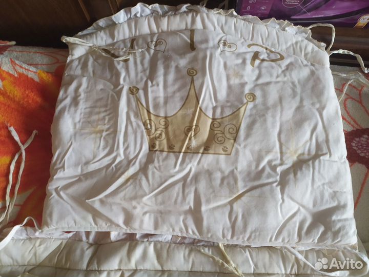 Бортики в кроватку + подушка