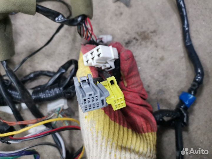 Проводка салона Nissan Tiida хэтчбек HR16 2007