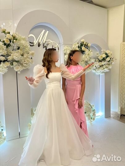 Свадебное платье