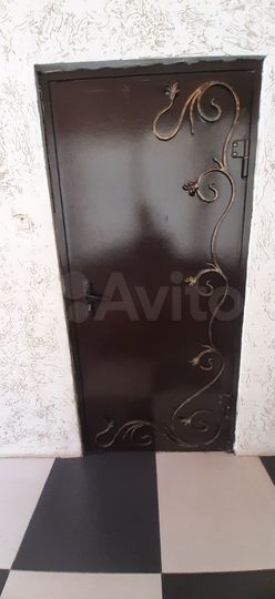 3-к. квартира, 72 м², 1/1 эт.