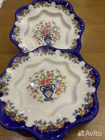 Пластиковые тарелки