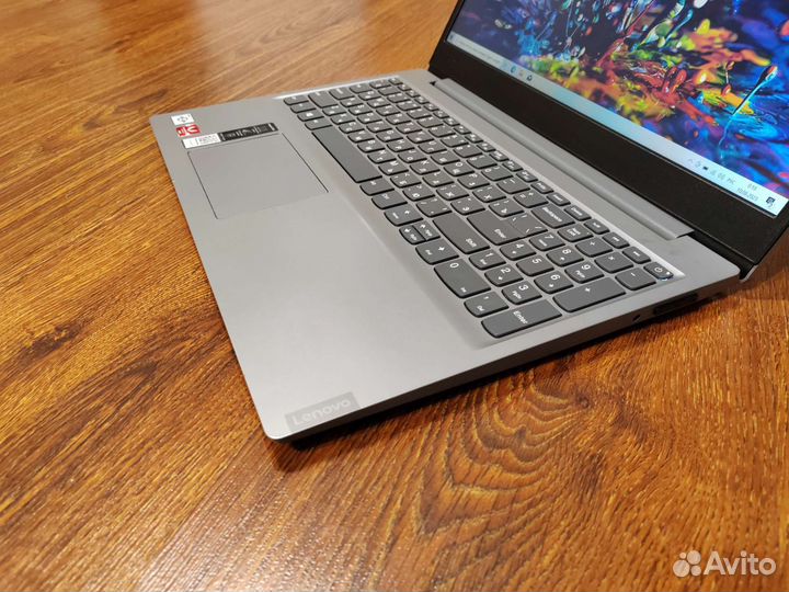 Lenovo Full HD на SSD