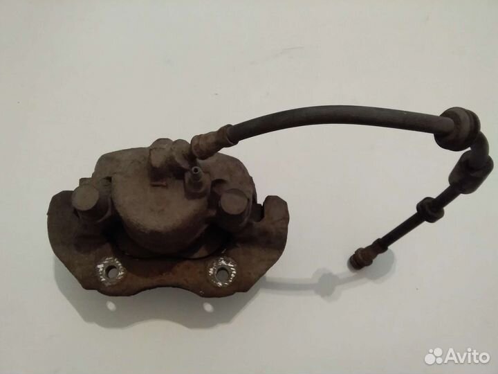 Суппорт передний Ford Focus 2 Правый