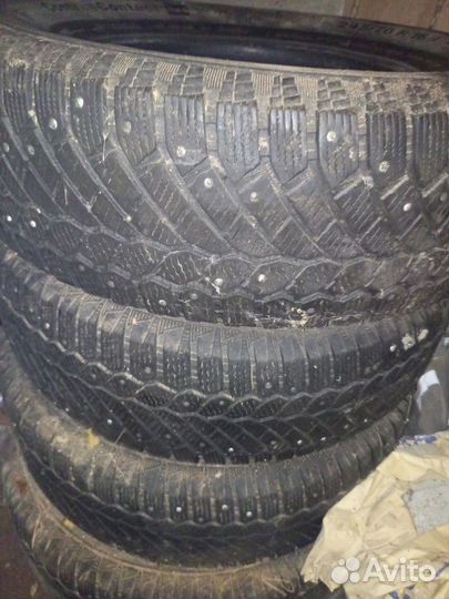 Continental Conti.eContact 245/70 R16