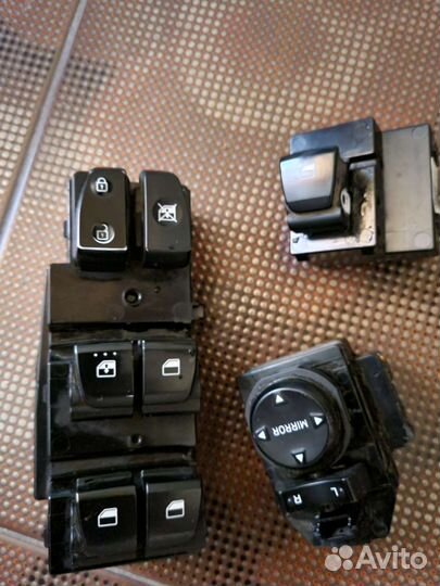 Кнопка стеклоподъемника солярис