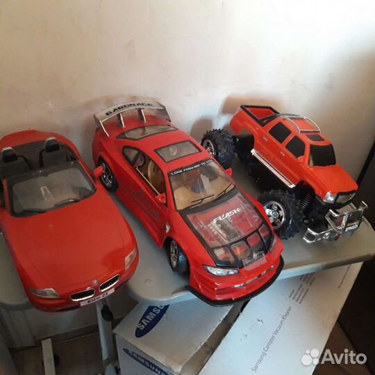 Коллекционные модели машинок от