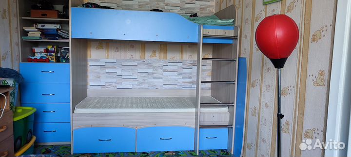 Двухъярусная кровать бу