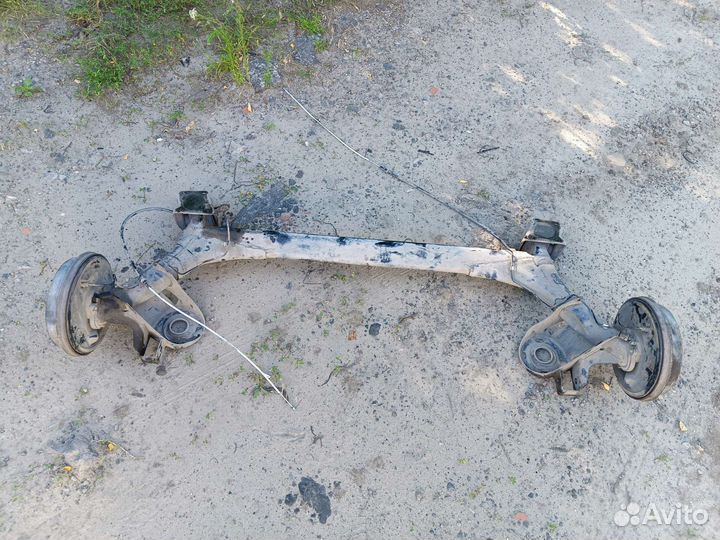 Задняя балка VW Polo sedan