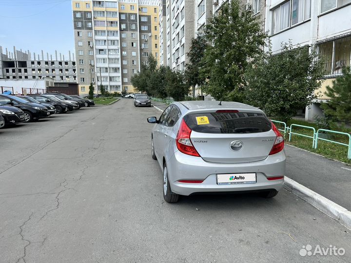 Hyundai Solaris 1.4 AT, 2015, 156 000 км