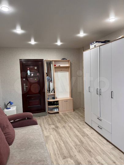 Комната 23 м² в 4-к., 2/5 эт.