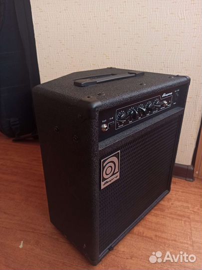 Басовый комбоусилитель ampeg BA - 108 v2