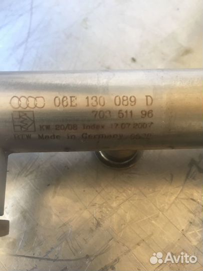 Рейка топливная ауди А4 B8 V6 3.2 06E130 090F