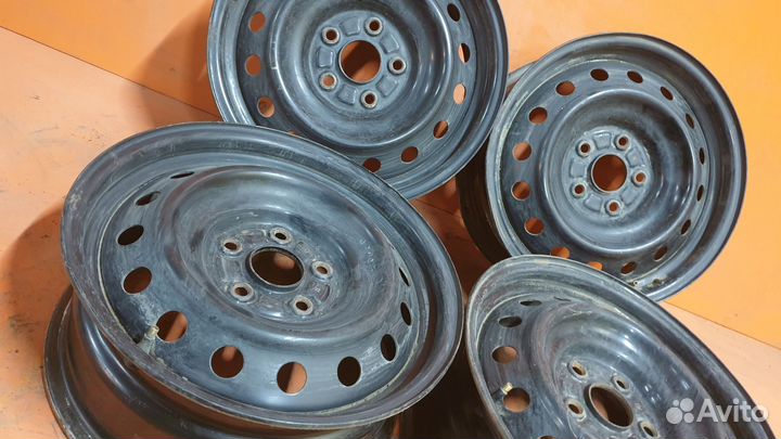 Один диск - диаметр 16 PCD 5х114,3