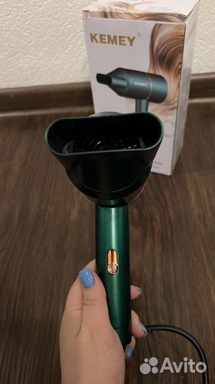 Фен для сушки волос новый
