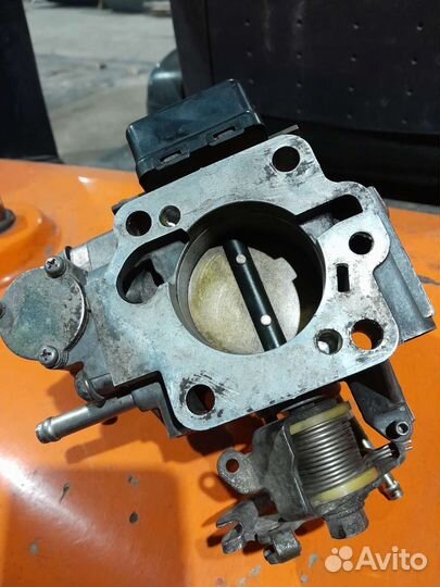 Дроссельная заслонка тойота 5А -FE.4A-FE