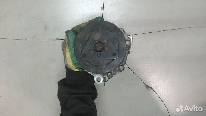 Компрессор кондиционера Volkswagen Polo, 2000