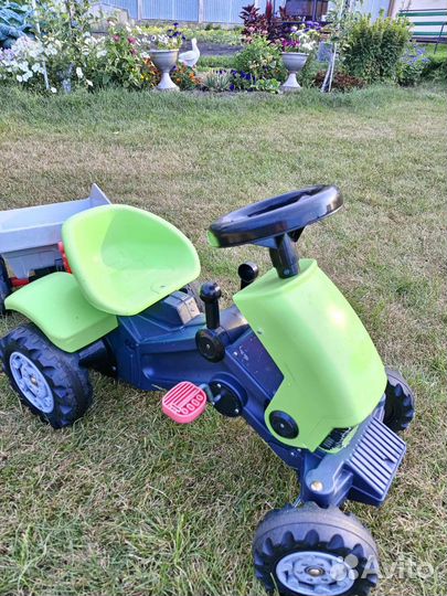 Трактор с прицепом