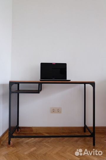 Компьютерный стол икеа