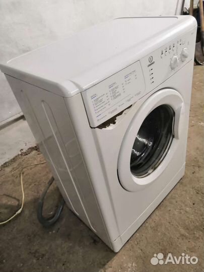 Стиральная машина indesit