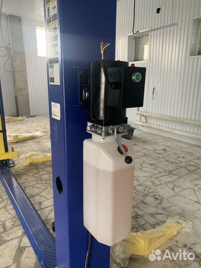 Подъёмник 2х стоечный, 4 тонны