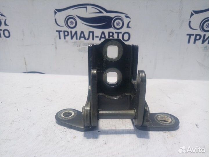 Петля двери Insignia