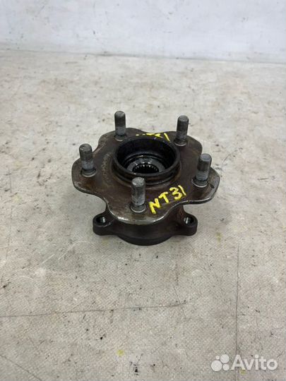 Ступица задняя Nissan Xtrail T31 MR20DE