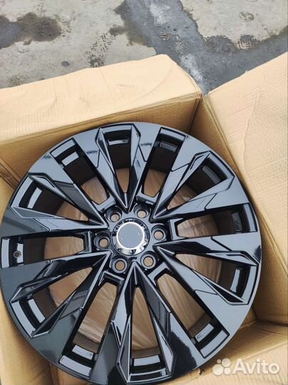 Диски на toyota land cruiser 300 r22 6x139.7