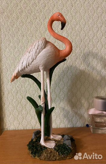 Фламинго статуэтка