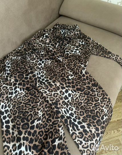 Леопардовая/тигровая пижама женская