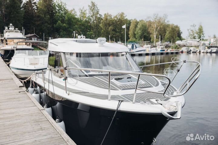 Phoenix 700 Cabin с Yamaha F200 + прицеп