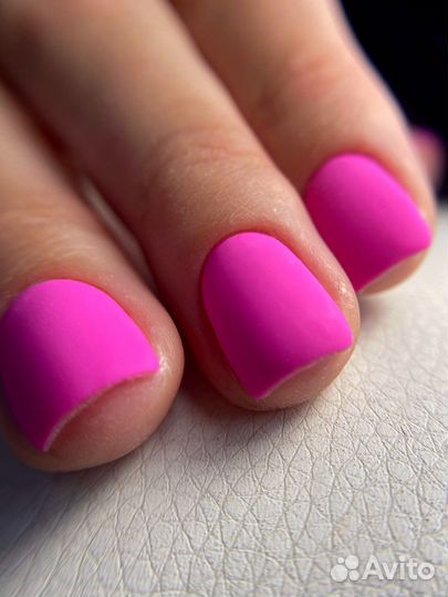 Маникюр и педикюр с выездом на дом