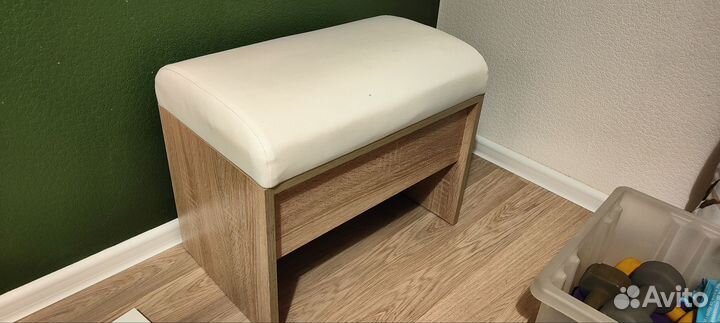 Банкетка в прихожую