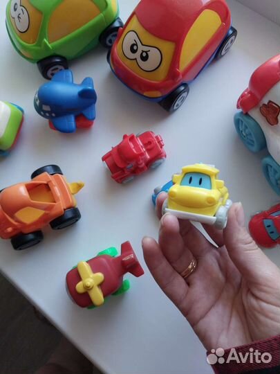 Машинки для малыша пакетом