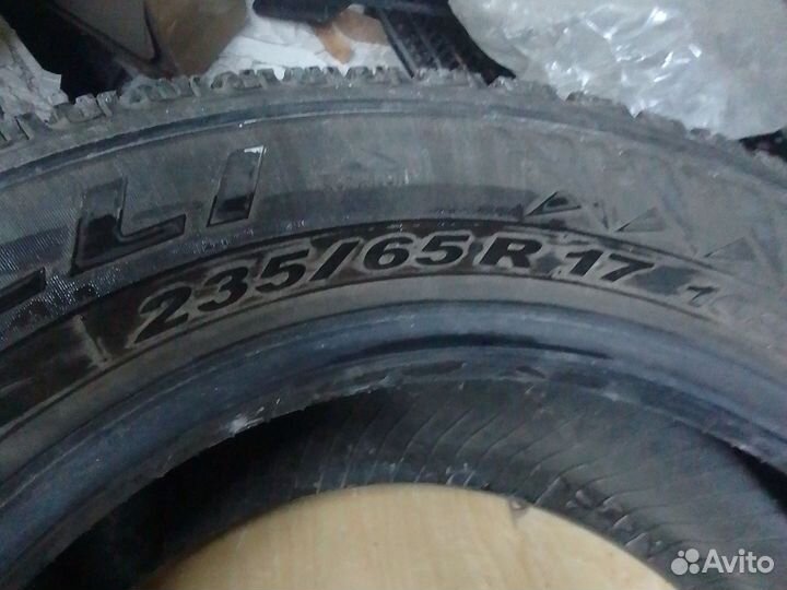 Pirelli Winter Carving 235/65 R17 108M