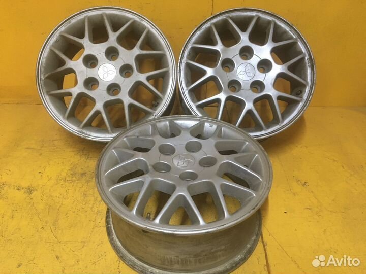 4 шт. Диски Mitsubishi 15 5х114,3 DIA 66,1