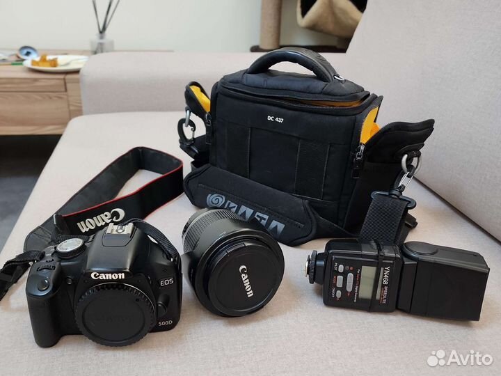 Зеркальный фотоаппарат Canon 500D