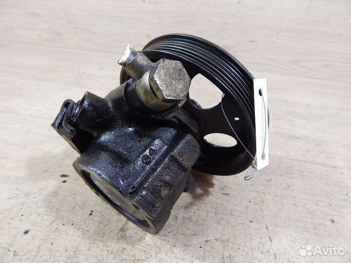 Насос гур Opel Vectra B X18XE/X20XEV/X16XEL