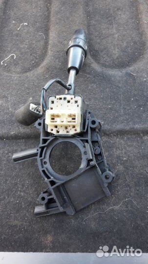 Подрулевой переключатель Chevrolet Aveo T250 F14D4