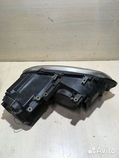 Фара Фольксваген Тоуран