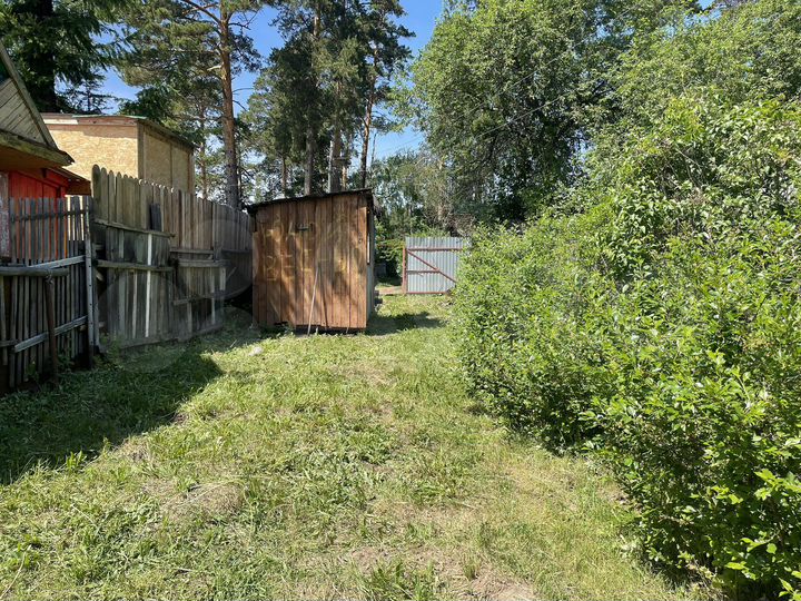 Дача 20 м² на участке 7 сот.