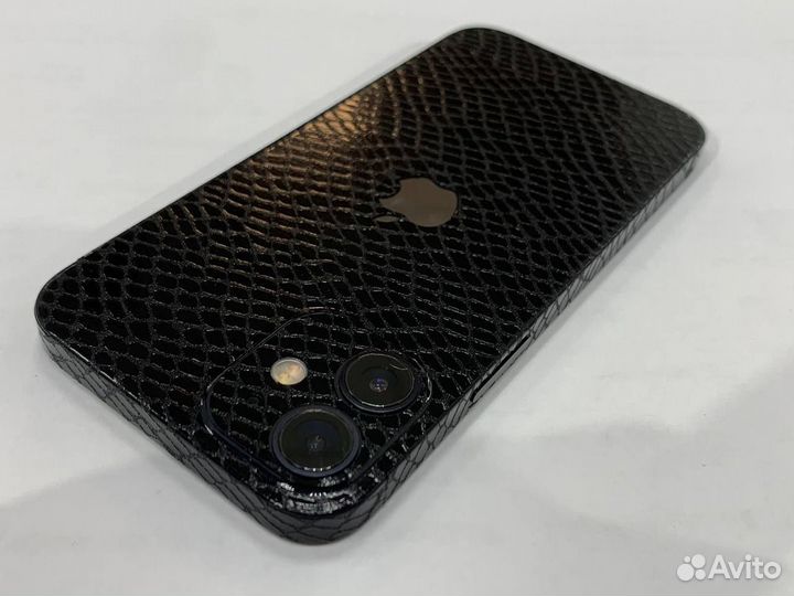 Гидрогелевая бронепленка для iPhone 12 mini