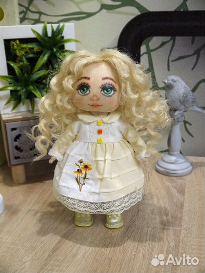 Кукла текстильная