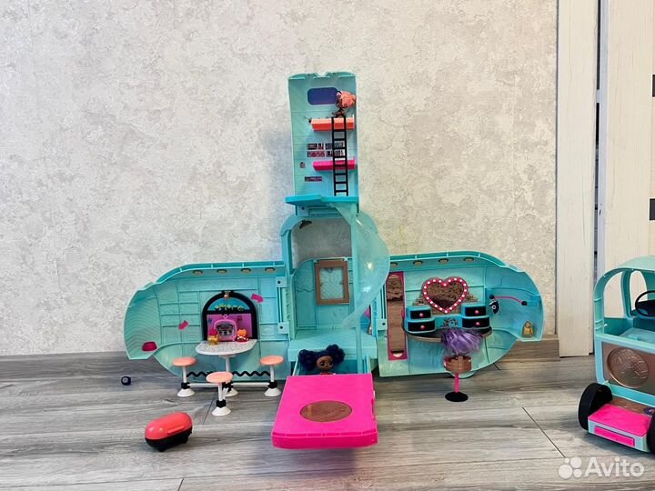 Автобус Лол